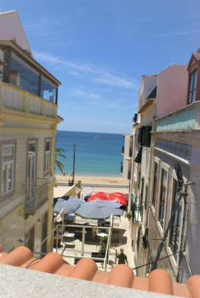 Plage,15 m, mer, Casa Melissa by SesimbraSunSea